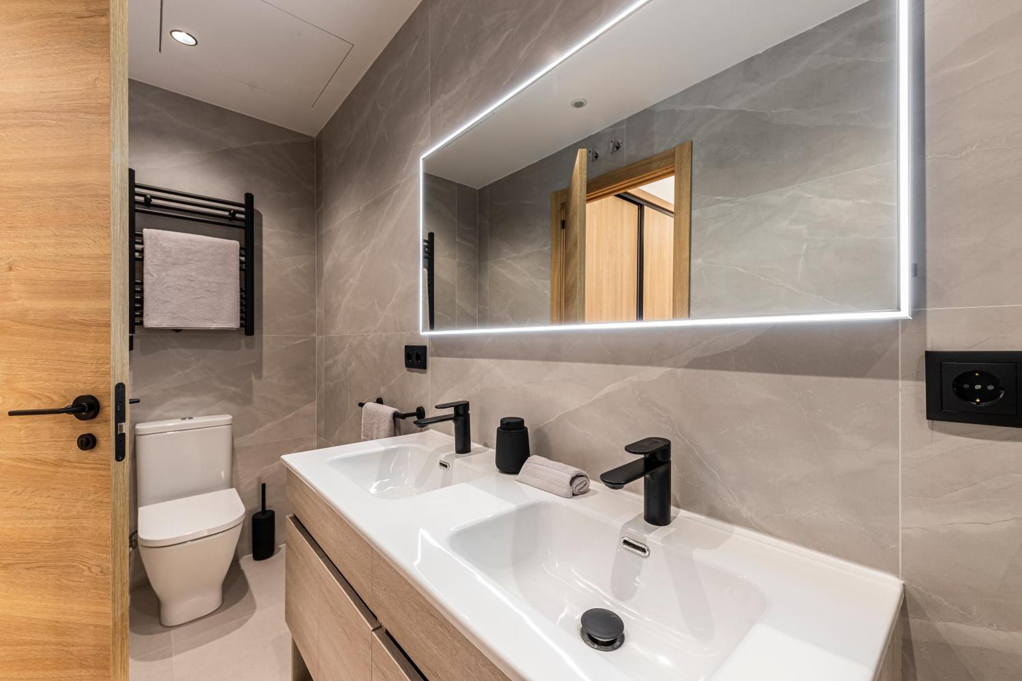 Mh Apartments Soho Madrid Bagian luar foto